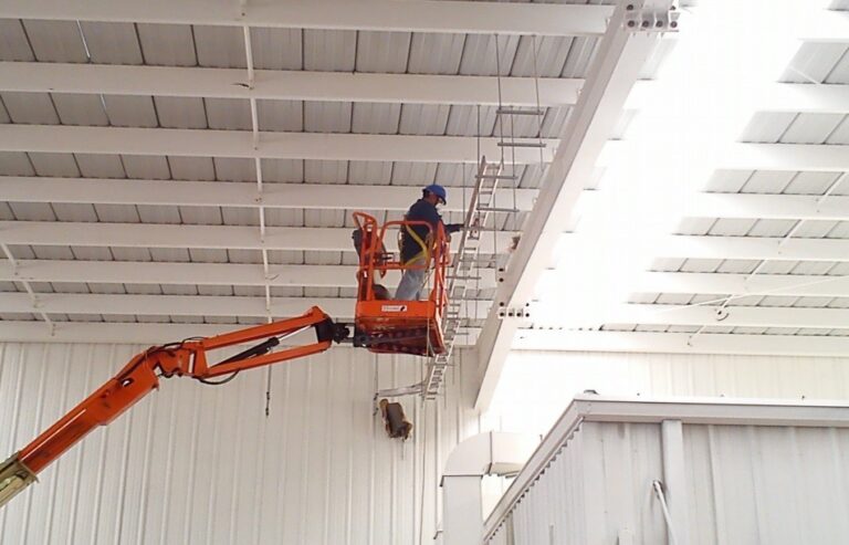 Electricidad el talón de aquiles de las nuevas naves industriales