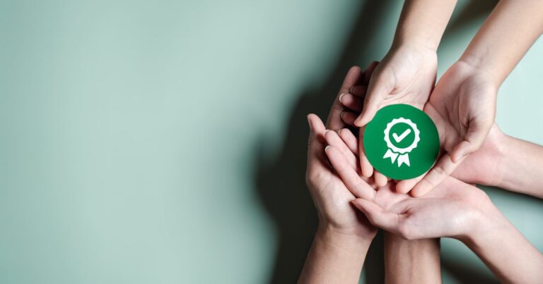 Impacto de las Nuevas Normas Ambientales en la Industria Mexicana: Desafíos y Oportunidades