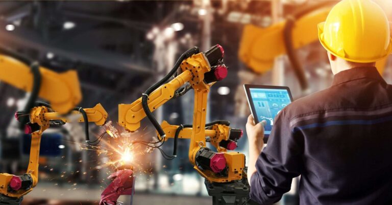 La Transformación Digital en la Industria Manufacturera en México: Casos de Éxito y Desafíos